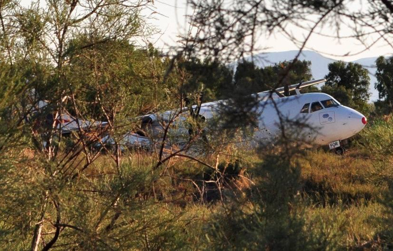 Αεροσκάφος στη Νάξο έπεσε σε… χαντάκι μετά από λάθος χειρισμό – News.gr