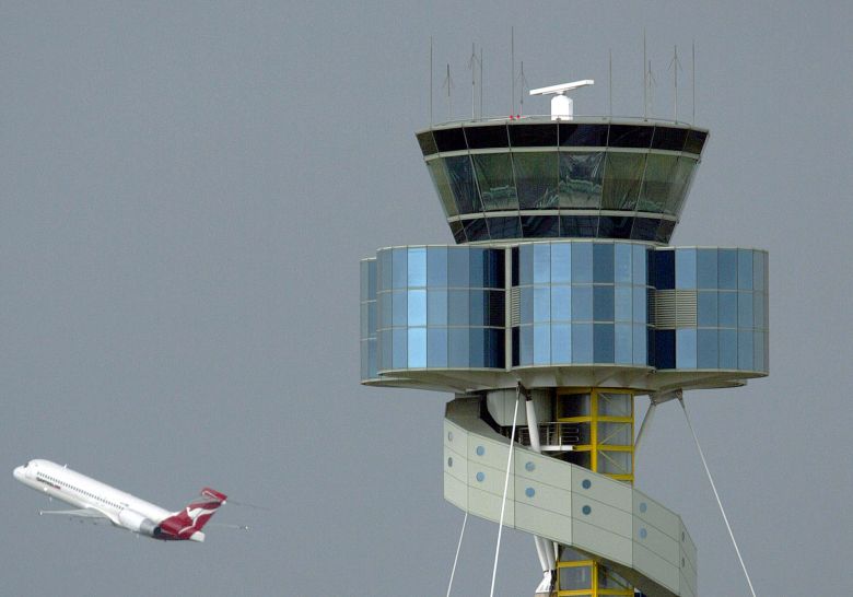 «Μαχαίρι» σε 6.000 θέσεις εργασίας της βάζει η Qantas Airways