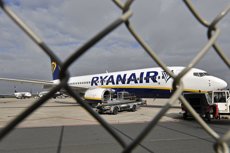 Κοροναϊός: Κόβει 3.000 θέσεις εργασίας η Ryanair 1