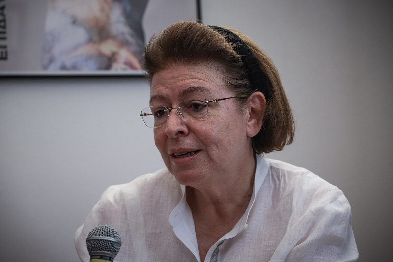 Lina Mendoni for video at Tiktok: “offensive, it doesn’t really respond”
