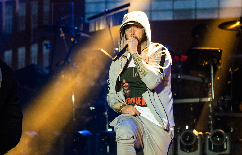 Ποιο ρεκόρ κατέρριψε το «Godzilla» του Eminem