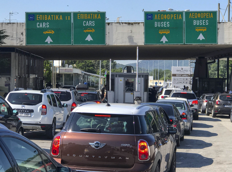Θεσσαλονίκη: Συνεχίζεται η προσέλευση τουριστών οδικώς