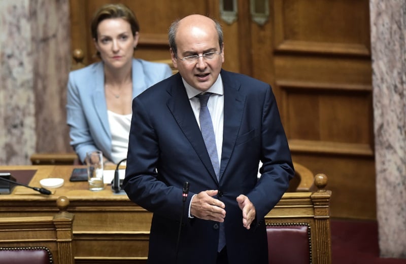Hatzidakis: Conspiracy theories are rejected