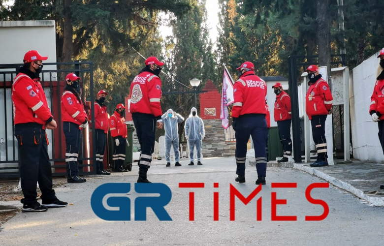 Θεσσαλονίκη: Ράγισαν καρδιές στο τελευταίο αντίο του εθελοντή που πέθανε από κορονοϊό