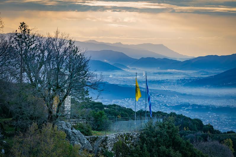 Η καταστροφή, το μαρτύριο των μοναχών και η αναγέννηση – News.gr
