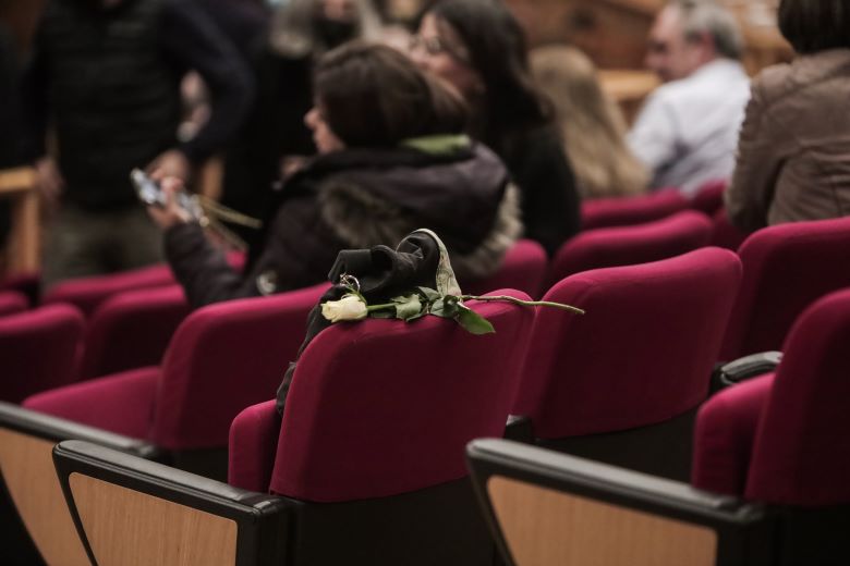 Πυρκαγιά Μάτι: Ήρθε στην Ελλάδα για το γαμήλιο ταξίδι και έζησε τη φρίκη – «Ήταν σαν ένας τυφώνας από φωτιά»