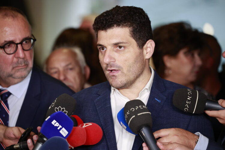 Το παρασκήνιο της αποχώρησης Αχτσιόγλου, Τσακαλώτου και Τεμπονέρα – Τι συνέβη στη συνεδρίαση της ΚΕ του ΣΥΡΙΖΑ