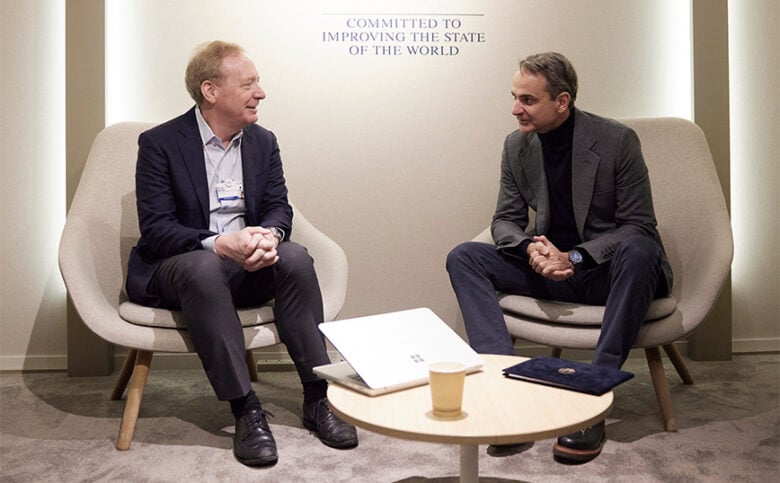 Συνάντηση Μητσοτάκη με τον πρόεδρο της Microsoft για τις πρωτοβουλίες της κυβέρνησης στο πεδίο της τεχνητής νοημοσύνης
