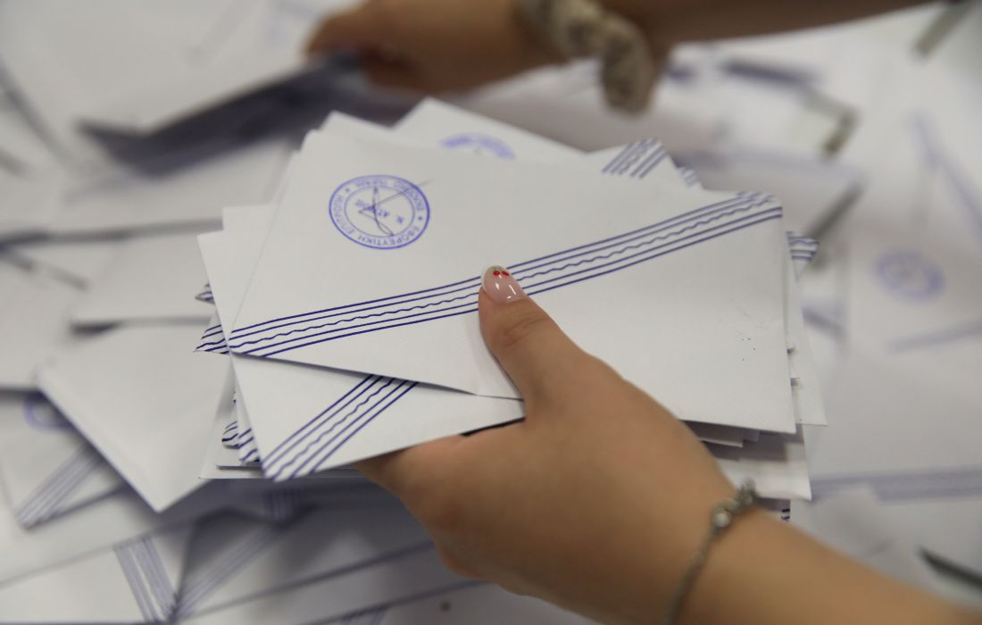 Open Poll: New Democracy passed 30% in voting assessment