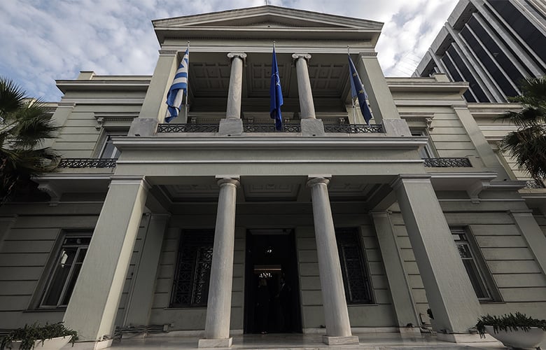 The Foreign Ministry expresses its deep concern about the situation between India and Pakistan