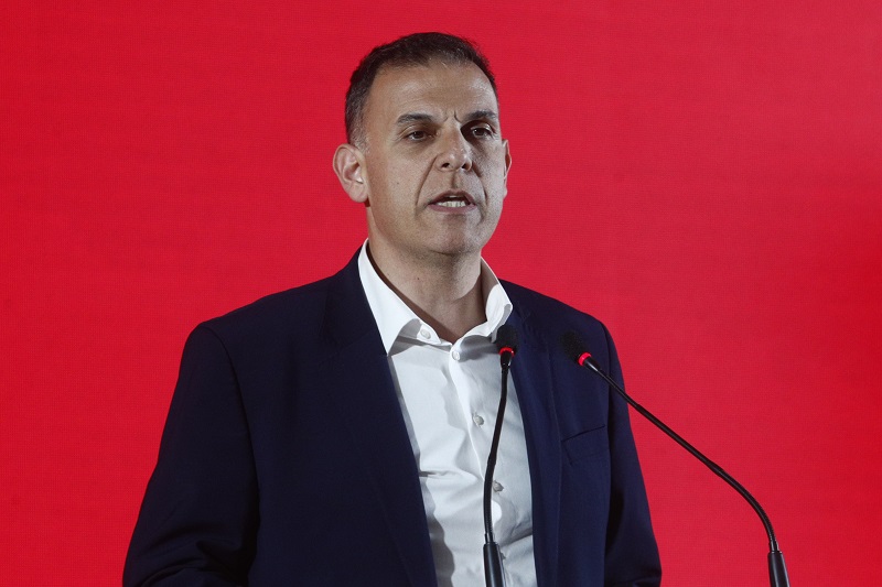 Karameros: The government spokesman is also pleased, with 46% of Greeks paid below 1,000 euros