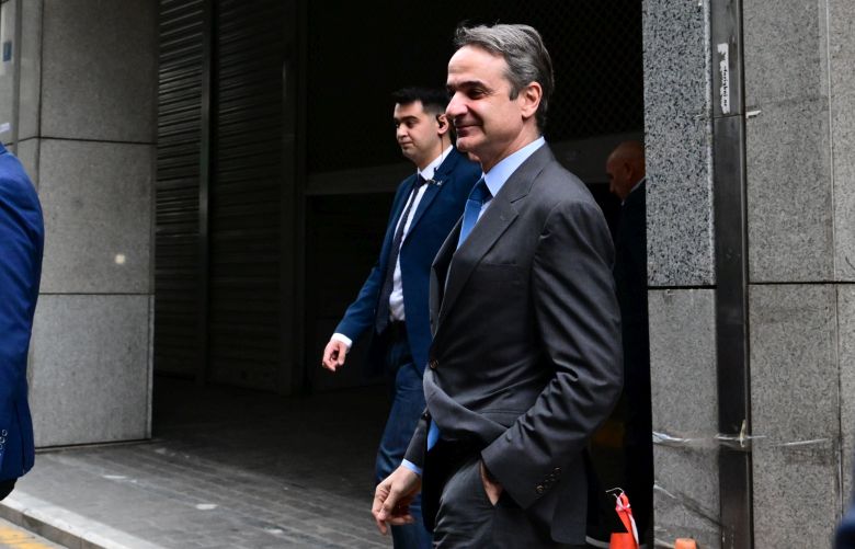 Mitsotakis: Citizens will soon feel the result of successful tax evasion treatment