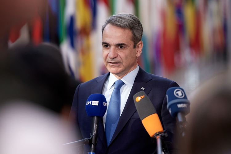 Mitsotakis: To activate the escape clause as soon as possible for defense spending – justification