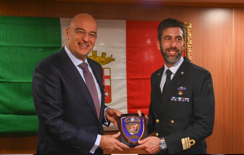 Visit of Dendia in frigate of the Italian Navy in the port of Piraeus