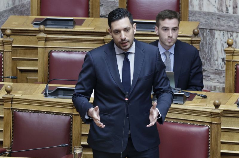 The creation of a platform that will “see” the course of the train was announced by Kyranakis