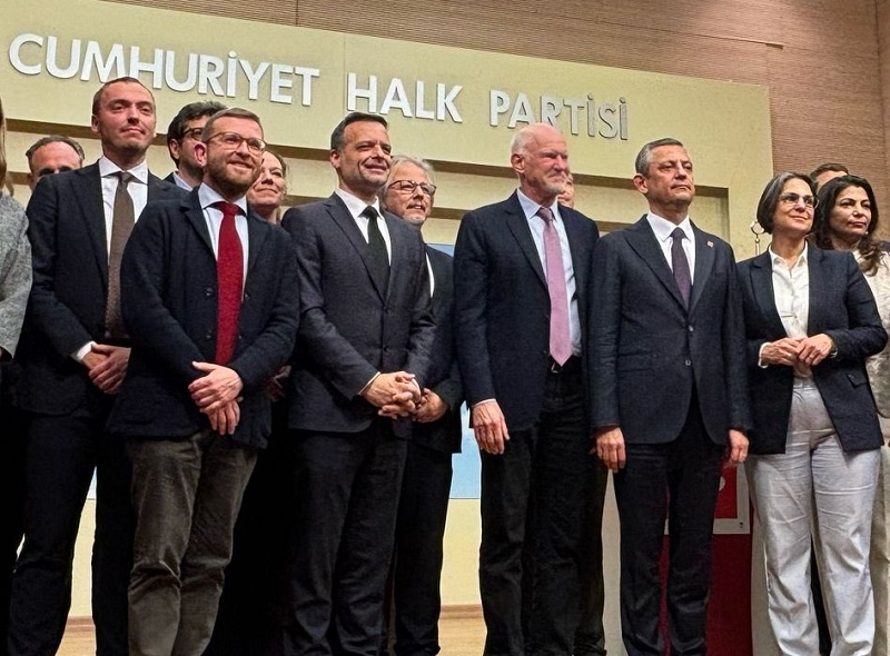 At the CHP conference in Turkey George Papandreou and Haris Doukas