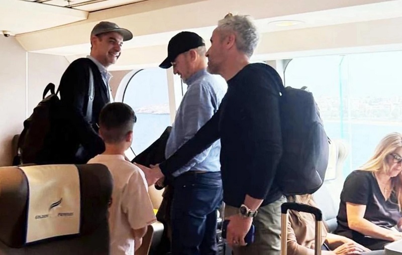 Kyriakos Mitsotakis in Tinos for Easter