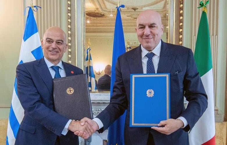 Aviation Police Agreement was signed by Dendias and his Italian counterpart