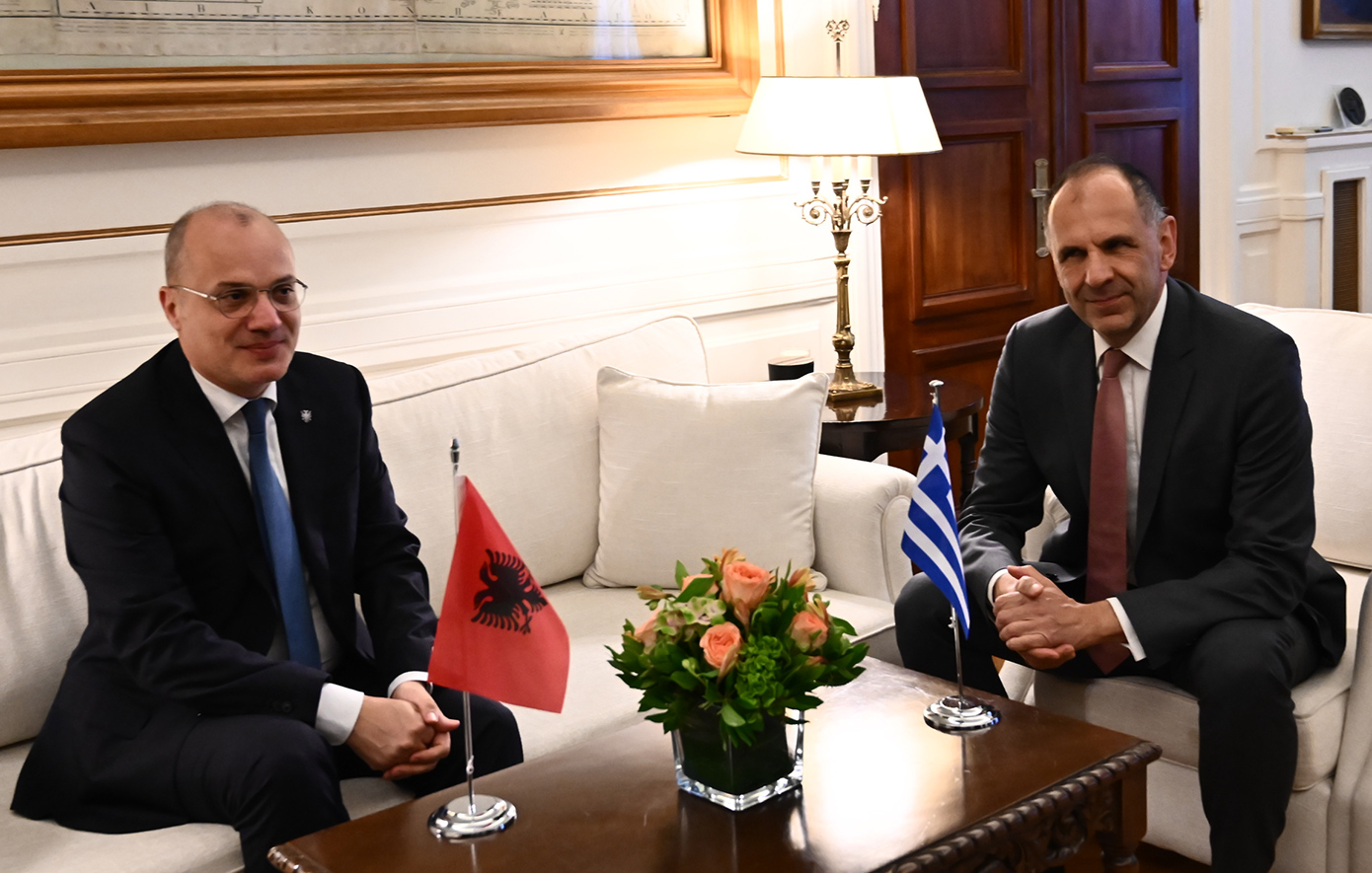 Gerapetritis at the meeting with his Albanian counterpart: The Greek minority in Albania, a major priority for Greece