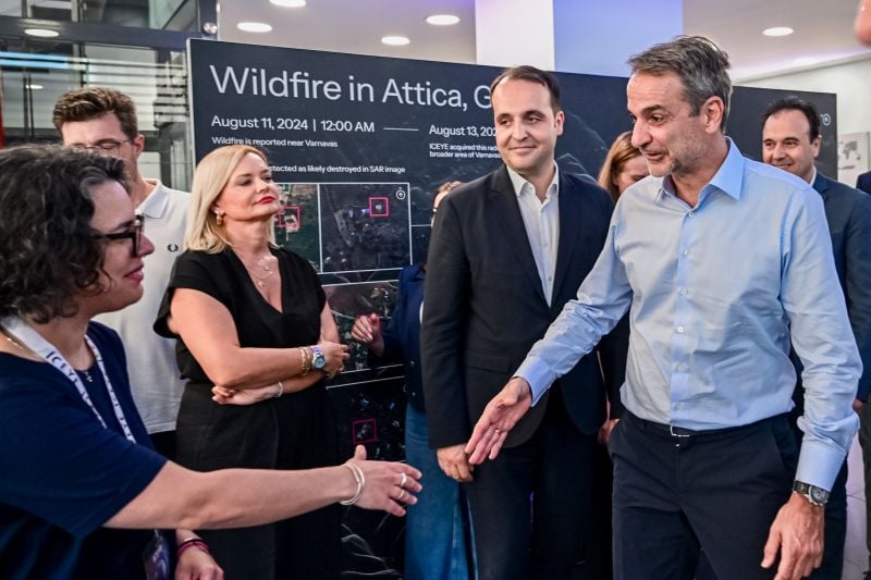Kyriakos Mitsotakis’ visit to Iceye’s premises