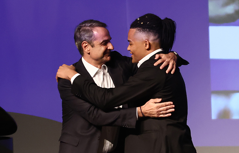 Congratulations to the Prime Minister for winning the silver medal by Emmanuel Karalis