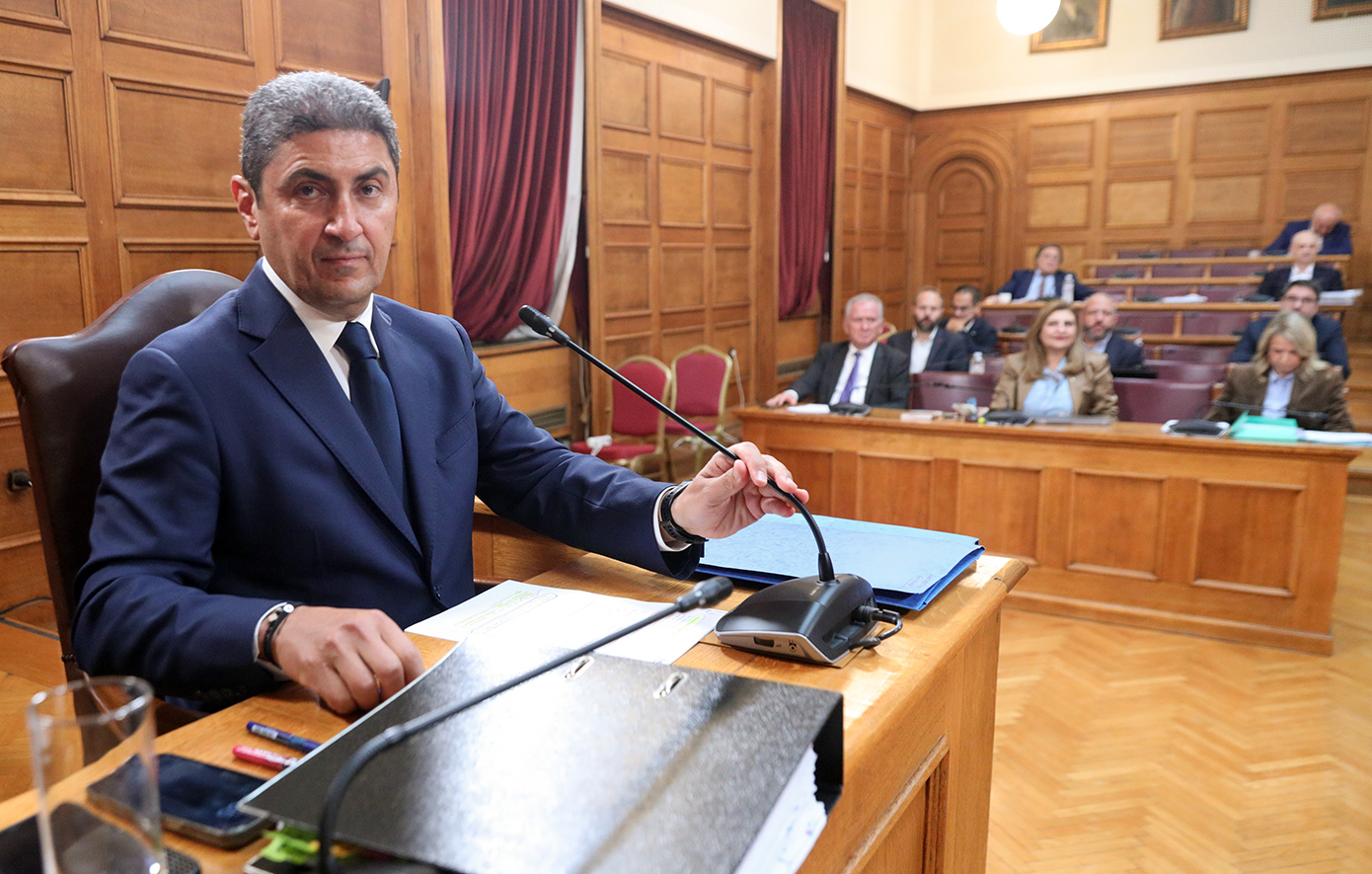 Avgenakis for OPEKEPE: When the light falls everywhere, the truth needs no defenders, only people who dare to say it