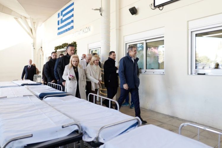 Επίσκεψη του Κυριάκου Μητσοτάκη στο ΓΝΑ «Γεώργιος Γεννηματάς» 7 Επίσκεψη του Κυριάκου Μητσοτάκη στο ΓΝΑ «Γεώργιος Γεννηματάς»