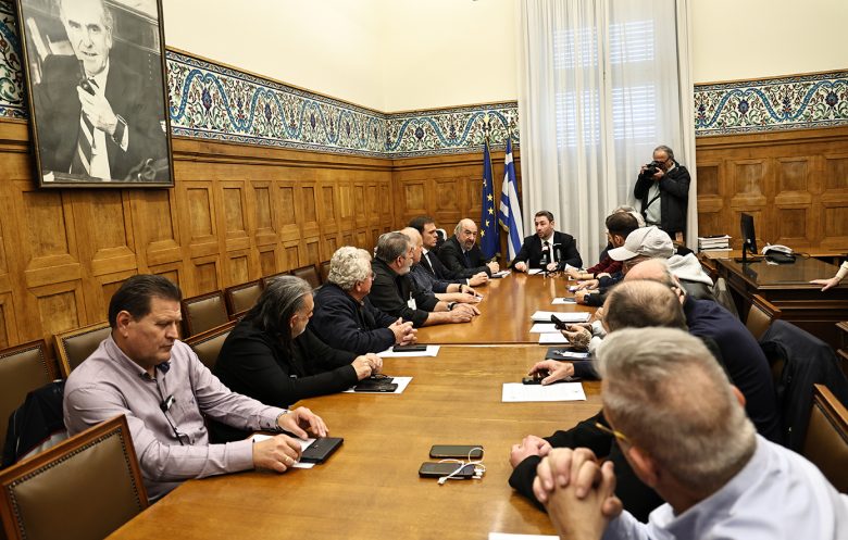 Ανδρουλάκης: Ο πρωθυπουργός επενδύει στην πόλωση, χωρίς διάθεση να αντιμετωπίσει τα προβλήματα του κόστους της παραγωγής και της εύρυθμης λειτουργίας της αγοράς 3 Ανδρουλάκης: Ο πρωθυπουργός επενδύει στην πόλωση, χωρίς διάθεση να αντιμετωπίσει τα προβλήματα του κόστους της παραγωγής και της εύρυθμης λειτουργίας της αγοράς