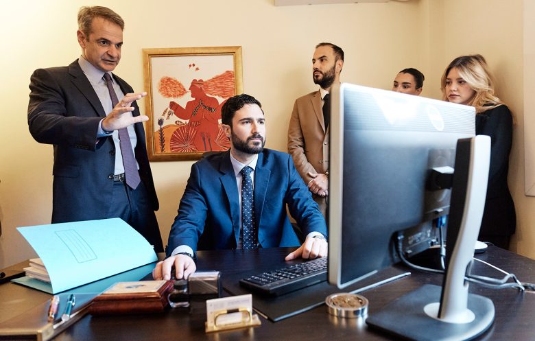 Μητσοτάκης για νέο ψηφιακό δικαστικό φάκελο: Εξοικονομούμε χρόνο, περιορίζουμε τη γραφειοκρατία, προωθούμε τη διαφάνεια 7 Μητσοτάκης για νέο ψηφιακό δικαστικό φάκελο: Εξοικονομούμε χρόνο, περιορίζουμε τη γραφειοκρατία, προωθούμε τη διαφάνεια