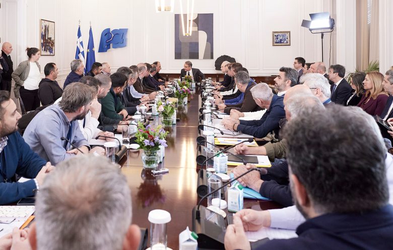 Μητσοτάκης σε αγρότες: «Δεν έχω την απαίτηση να συμφωνήσουμε σε όλα, αλλά πιστεύω ότι θα έχουμε μία ουσιαστική συζήτηση»