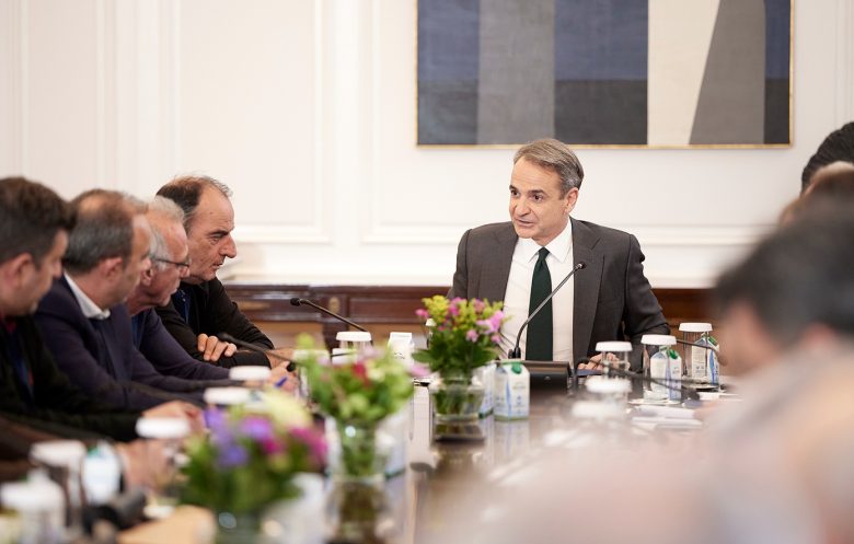 Μητσοτάκης σε αγρότες: «Δεν έχω την απαίτηση να συμφωνήσουμε σε όλα, αλλά πιστεύω ότι θα έχουμε μία ουσιαστική συζήτηση»