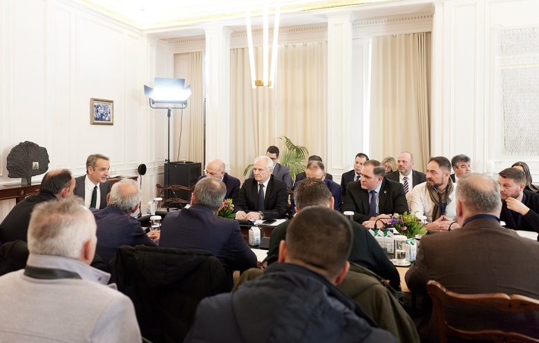 Μητσοτάκης σε αγρότες: «Δεν έχω την απαίτηση να συμφωνήσουμε σε όλα, αλλά πιστεύω ότι θα έχουμε μία ουσιαστική συζήτηση»