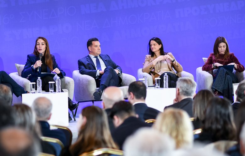 Μητσοτάκης από τα Ιωάννινα: Ξεκινάμε το προσυνέδριο δίνοντας έμφαση, στην κοινωνική διάσταση της πολιτικής μας 3 Μητσοτάκης από τα Ιωάννινα: Ξεκινάμε το προσυνέδριο δίνοντας έμφαση, στην κοινωνική διάσταση της πολιτικής μας
