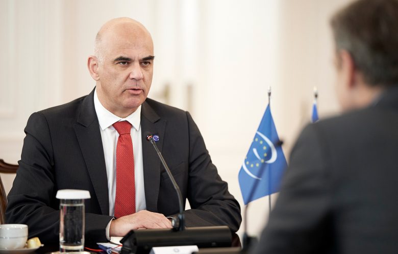 Συνάντηση Μητσοτάκη με τον ΓΓ του Συμβουλίου της Ευρώπης: «Τα τελευταία χρόνια η Ελλάδα έχει αλλάξει σελίδα» 5 Συνάντηση Μητσοτάκη με τον ΓΓ του Συμβουλίου της Ευρώπης: «Τα τελευταία χρόνια η Ελλάδα έχει αλλάξει σελίδα»