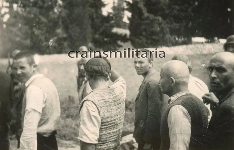 Δρομολογούνται οι ενέργειες για να αποκτήσει η Βουλή τις φωτογραφίες των εκτελέσεων στην Καισαριανή 1 Δρομολογούνται οι ενέργειες για να αποκτήσει η Βουλή τις φωτογραφίες των εκτελέσεων στην Καισαριανή