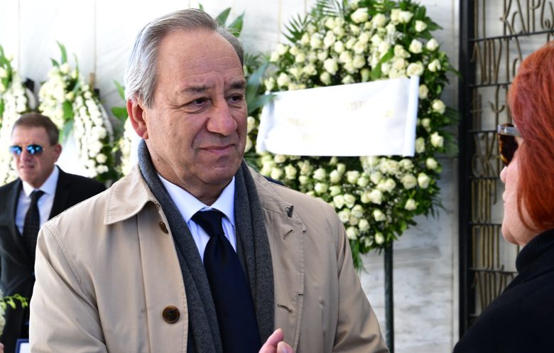 Στο Α’ Νεκροταφείο η κηδεία της Άννας Ψαρούδα-Μπενάκη – Δείτε φωτογραφίες 41 Στο Α’ Νεκροταφείο η κηδεία της Άννας Ψαρούδα-Μπενάκη – Δείτε φωτογραφίες